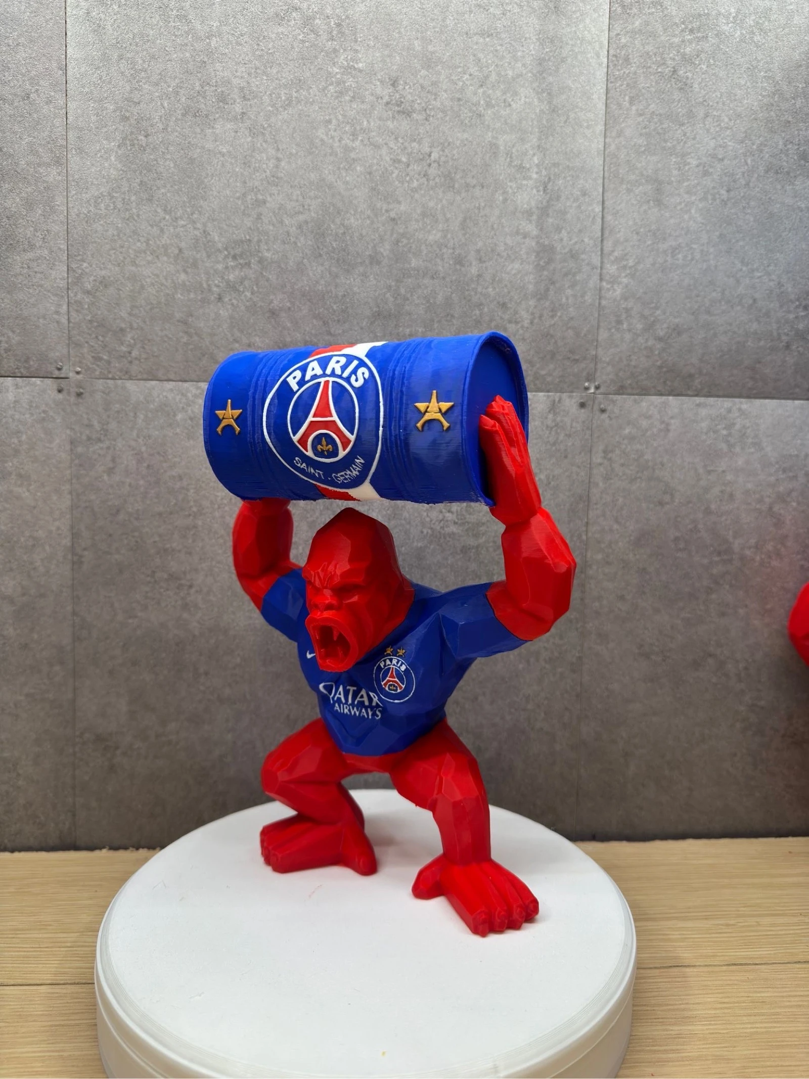 Gorila PSG 2 estrellas - Liga de campeones 24,5cm – photo 6